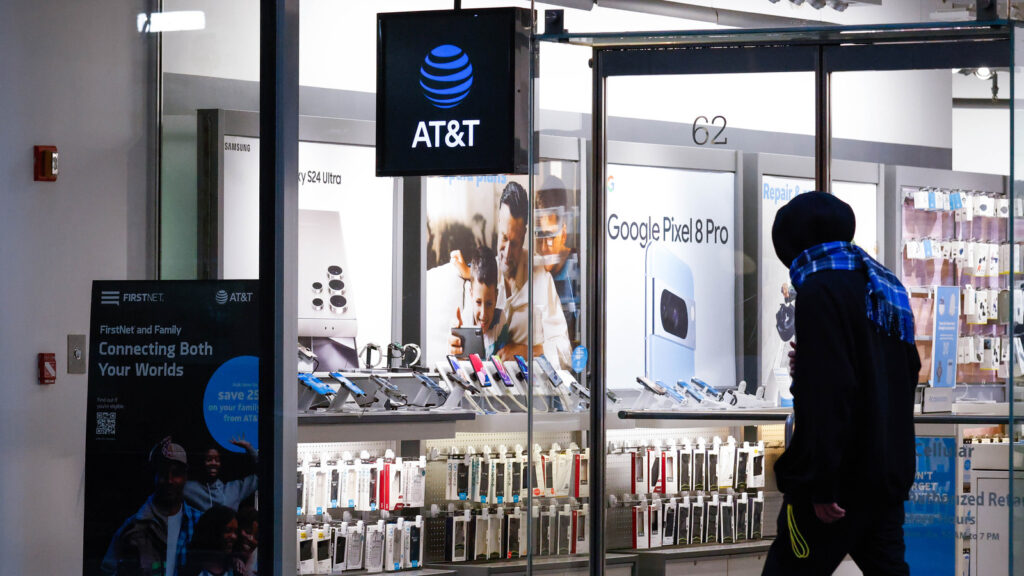 What Really Comes with a Free Phone from AT&T: Understanding the Commitment