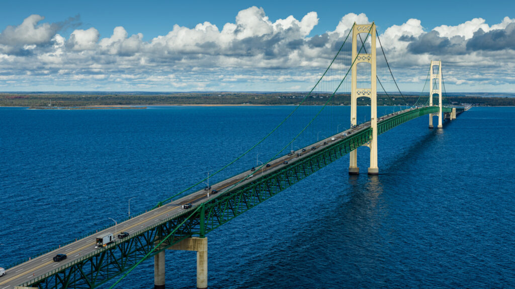 How Bridges Are Constructed Over Water Bodies