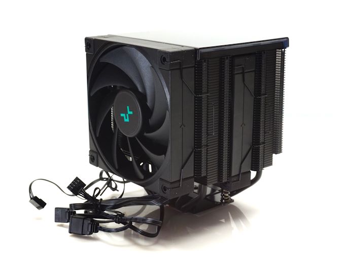 Reviewing the DeepCool AK620 Digital CPU Cooler: A Comprehensive Look at Its Size, Weight, and Illumination