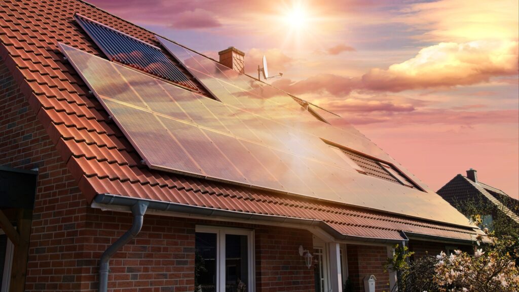 Top 5 High-Performance Residential Solar Panels for 2024