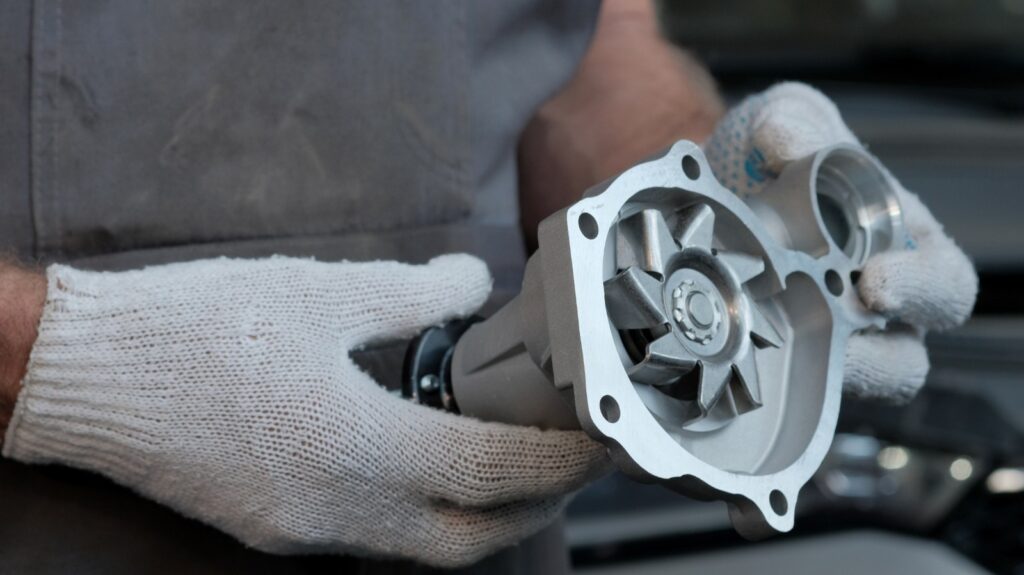 5 Indications That Your Engine’s Water Pump Needs Replacement